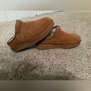 Ugg Classic Slippers *New*